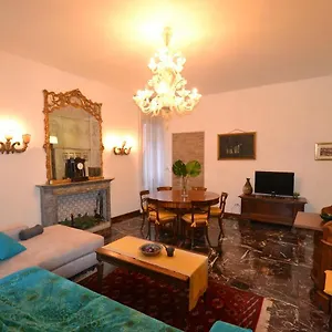  Appartamento Calle Marcello 5888a Rio Del Piombo Italia